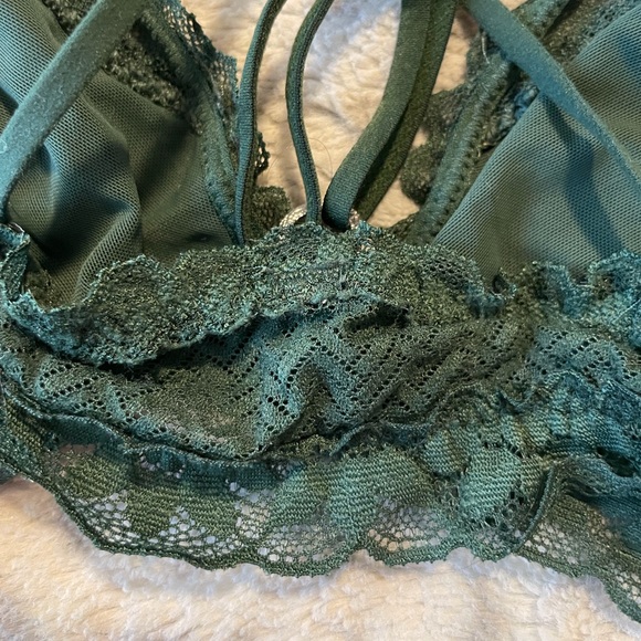 Lace Strappy Bralette - Picture 2 of 6